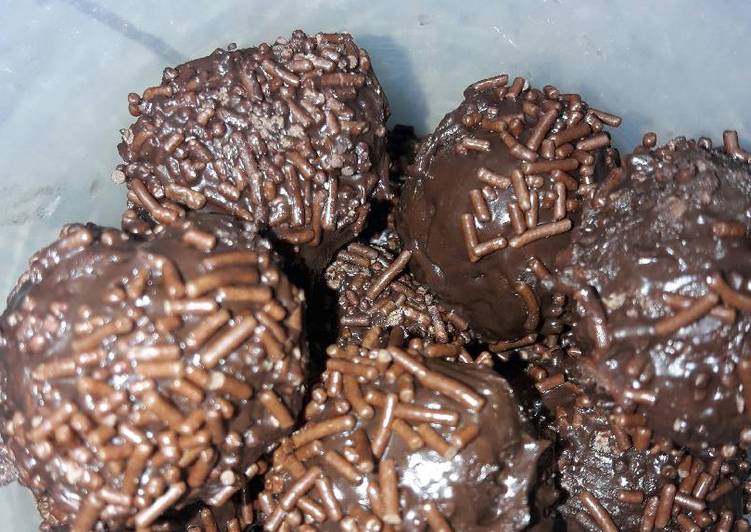 Bola coklat marie