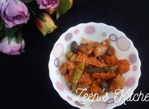A picture of Mom's Instant Mixed Veg Pickle.