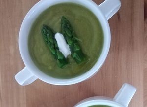 Una foto de Crema de Espárragos