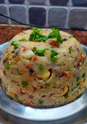 उपमा(upma recipe in hindi) रेसिपी मुख्य फोटो
