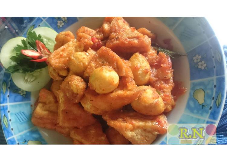 Bagaimana Membuat Balado telur puyuh dan tahu yang Bikin Ngiler