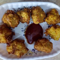 A picture of Maggi masala bolls.