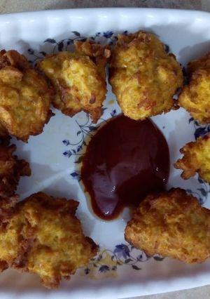A picture of Maggi masala bolls.