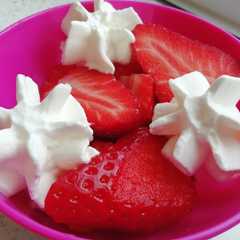 Una foto de Fresas con nata