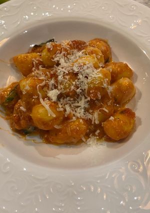 Una foto de Gnocchis al pomodoro o Ñoquis #Stilepiretta😜