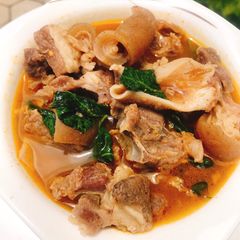 A picture of Goatmeat peppersoup.