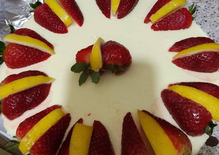 Tarta de fresas y limón