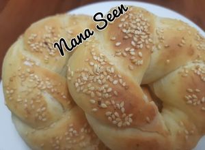 صورة لوصفة خبز الصميط او السميت التركى
