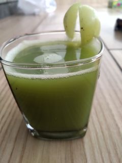 આમળાનું જ્યુસ(Amla juice recipe in Gujarati) રેસીપી મુખ્ય ફોટો