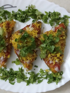 A picture of Crispy masala toast.