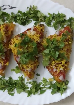 A picture of Crispy masala toast.