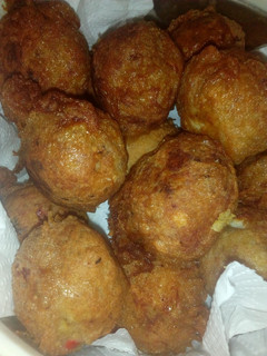 A picture of Yam balls.