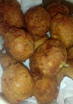 A picture of Yam balls.