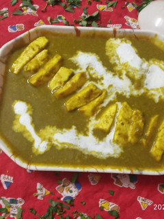 शाही पालक पनीर (Shahi palak paneer recipe in Hindi) रेसिपी मुख्य फोटो