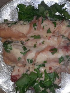 Una foto de Canelones de apio y jamon