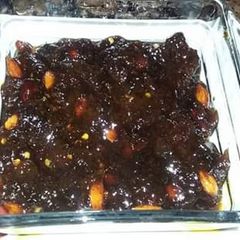 A picture of Alu Bukhary ki Chatni.