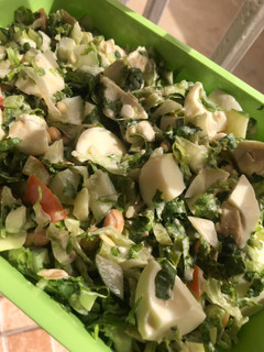 A picture of Green salad.