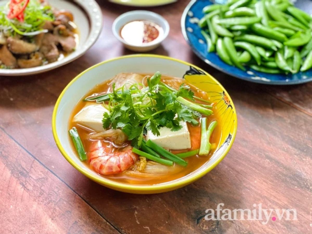 Canh Kim Chi Nấu Tôm