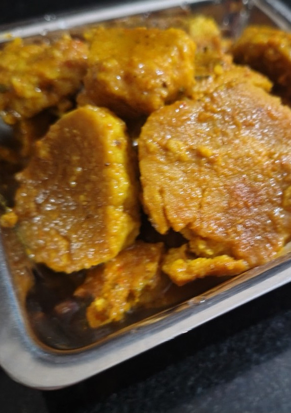 राजस्थान की स्पेशल गट्टे की सब्जी। रेसिपी मुख्य फोटो