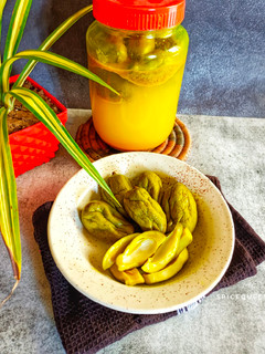 A picture of Panichu / Pickled Baby Mangoes.