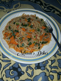 A picture of Spaghetti with veggie.