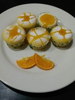 A picture of Orange cup cakes🍊😋.