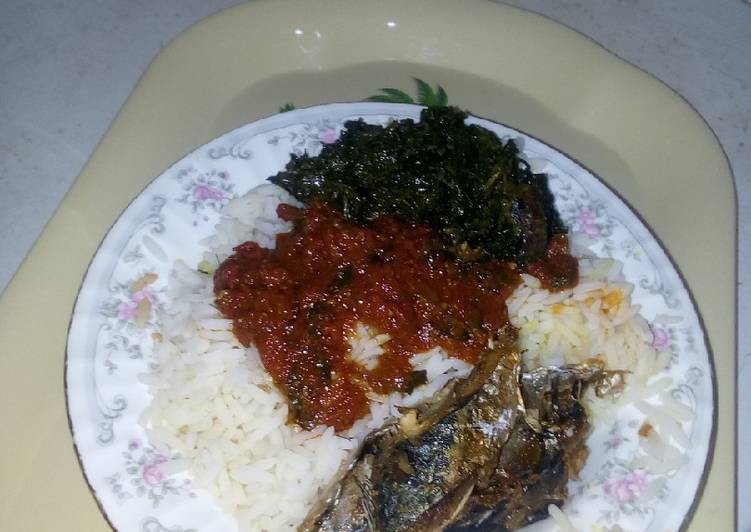 Rice and stew with fish and veggies