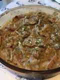 Bœuf aux oignons de roscoff sauce aux champignons
