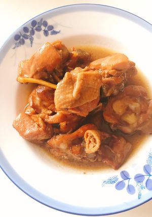 Hình của món Gà ram gừng.