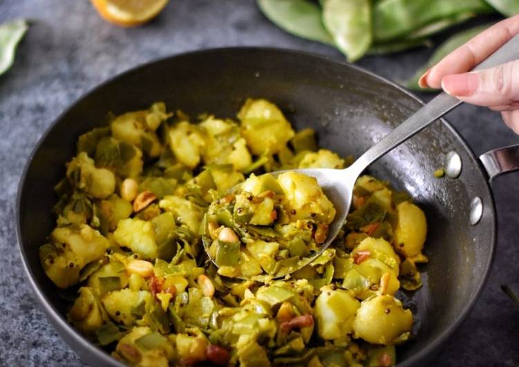 The BEST of Broad Beans and Potato Curry