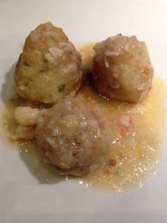 Una foto de Albóndigas de merluza