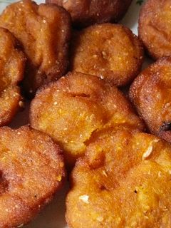 મકાઈ ના વડા (Makai Vada Recipe In Gujarati) રેસીપી મુખ્ય ફોટો