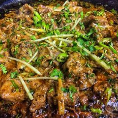 A picture of Chicken Karahi.