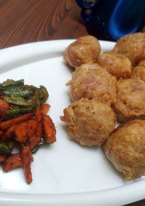 A picture of Yam balls.