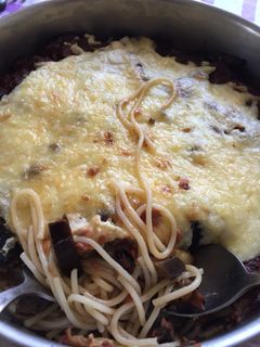 Φωτογραφία της συνταγής Περίσσευμα μελιτζάνας με σάλτσα στο φούρνο με μακαρόνια