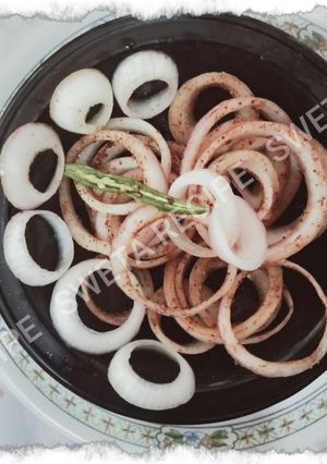 सिरका मसाला लच्छा प्याज़ (shirka masala lacha pyaz recipe in Hindi) रेसिपी मुख्य फोटो