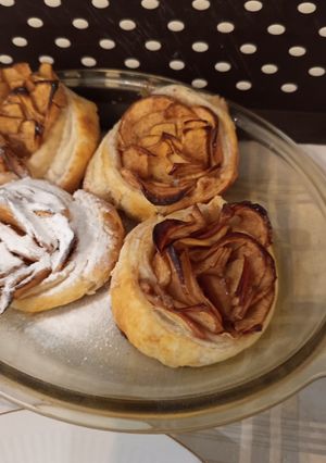 Alma 🍎 körte 🍐 rózsa 🌹 recept fotója