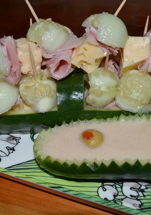 Una foto de Canastilla de pepino y gruyère