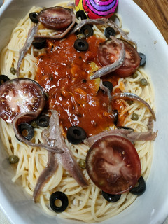 Una foto de Espaguetis con anchoas