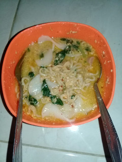 Foto resep Seblak kuah mie sosis