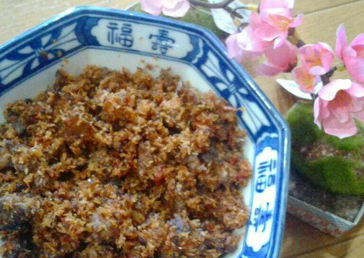 Serundeng daging sapi🐮 ala" aku😊