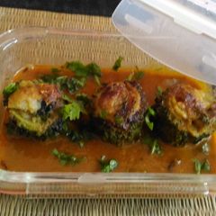 Stuffed karela makhani A picture of Stuffed karela makhani.