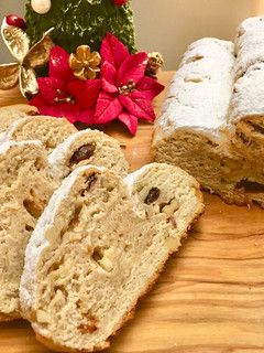 A picture of Stollen for Christmas🎄.