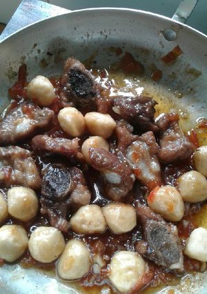 Hình của món Sườn non cá viên chua ngọt.