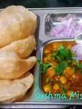 Dhaba-Style Chole Puri