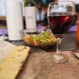 Kipe con ensalada (cupi para algunos)
