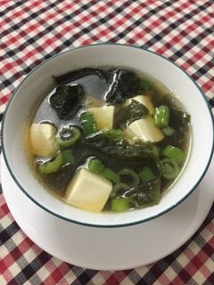 Hình của món Súp Miso.