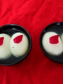 રસગુલ્લા (Rasgulla Recipe In Gujarati) રેસીપી મુખ્ય ફોટો