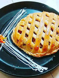 A picture of Chicken stuffed bread.