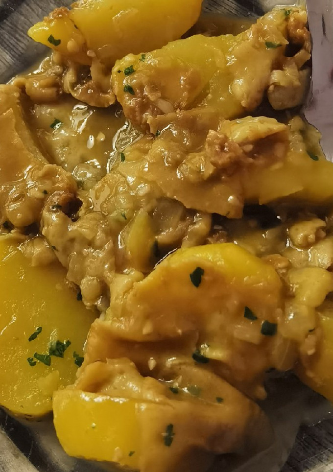 Una foto de Patatas a la importancia 😋😋😋